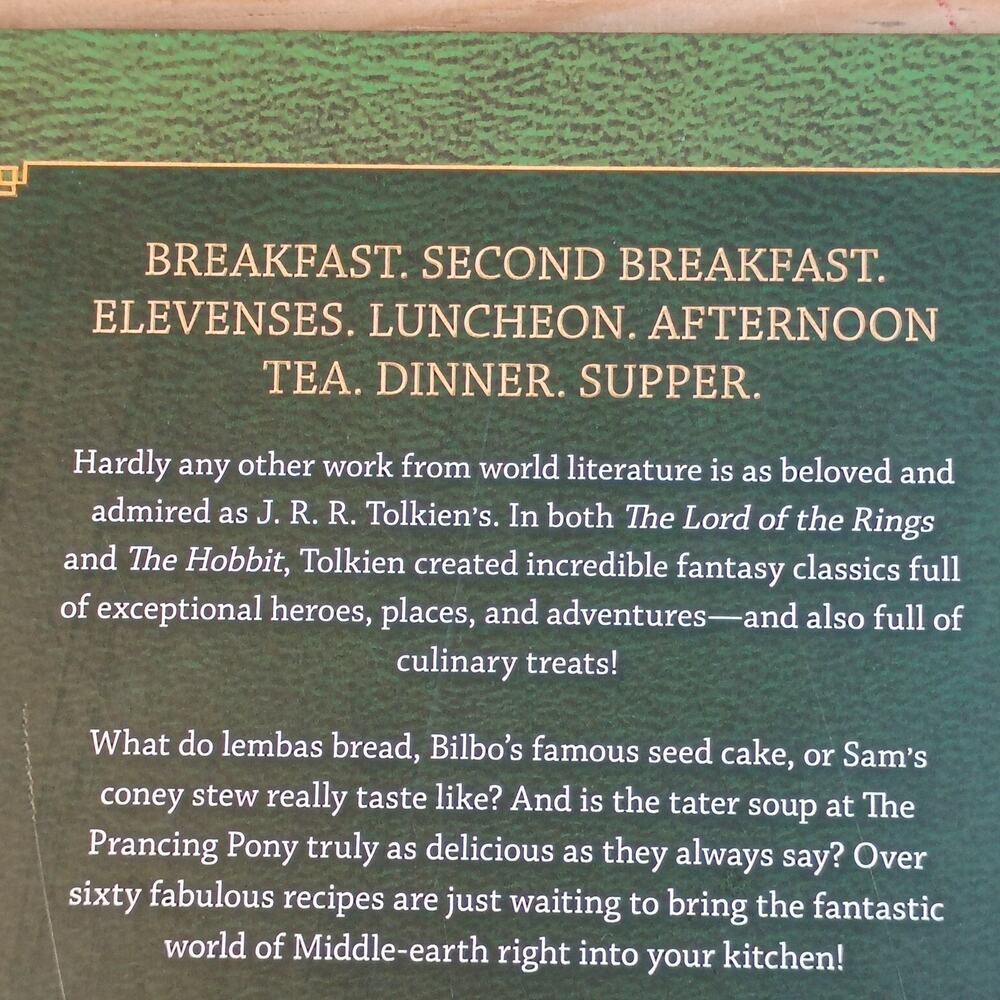 The Unofficial Lord of the Rings Cookbook 2020 Hardcover Book - Picture 8 of 9
